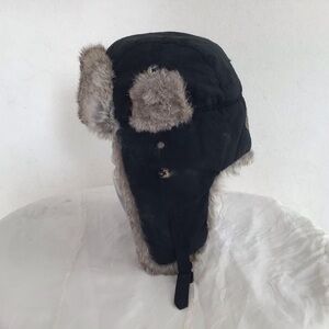 Mad Bomber fur lined hat. Size Medium.